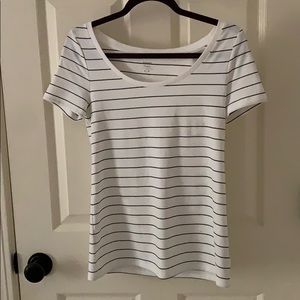 stripped GAP tee